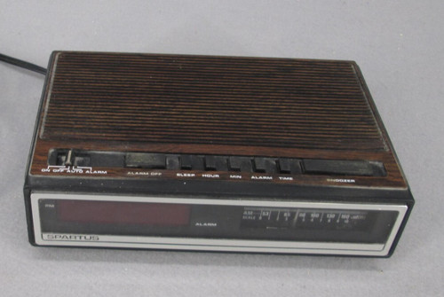 Spartus alarm clock fm - spartus,