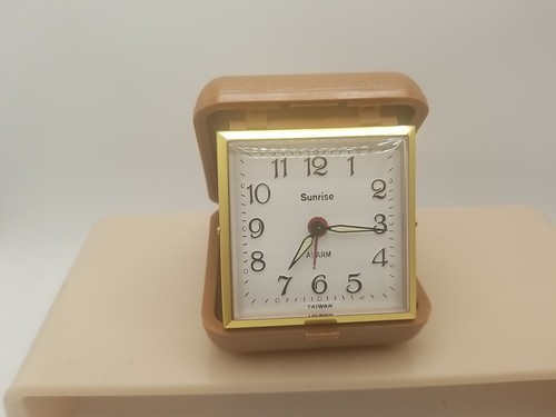 Vintage sunrise travel - travel, wind-up