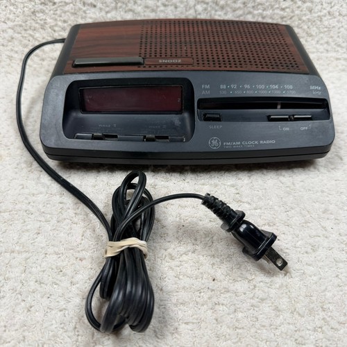 Clock radio vintage - radio,